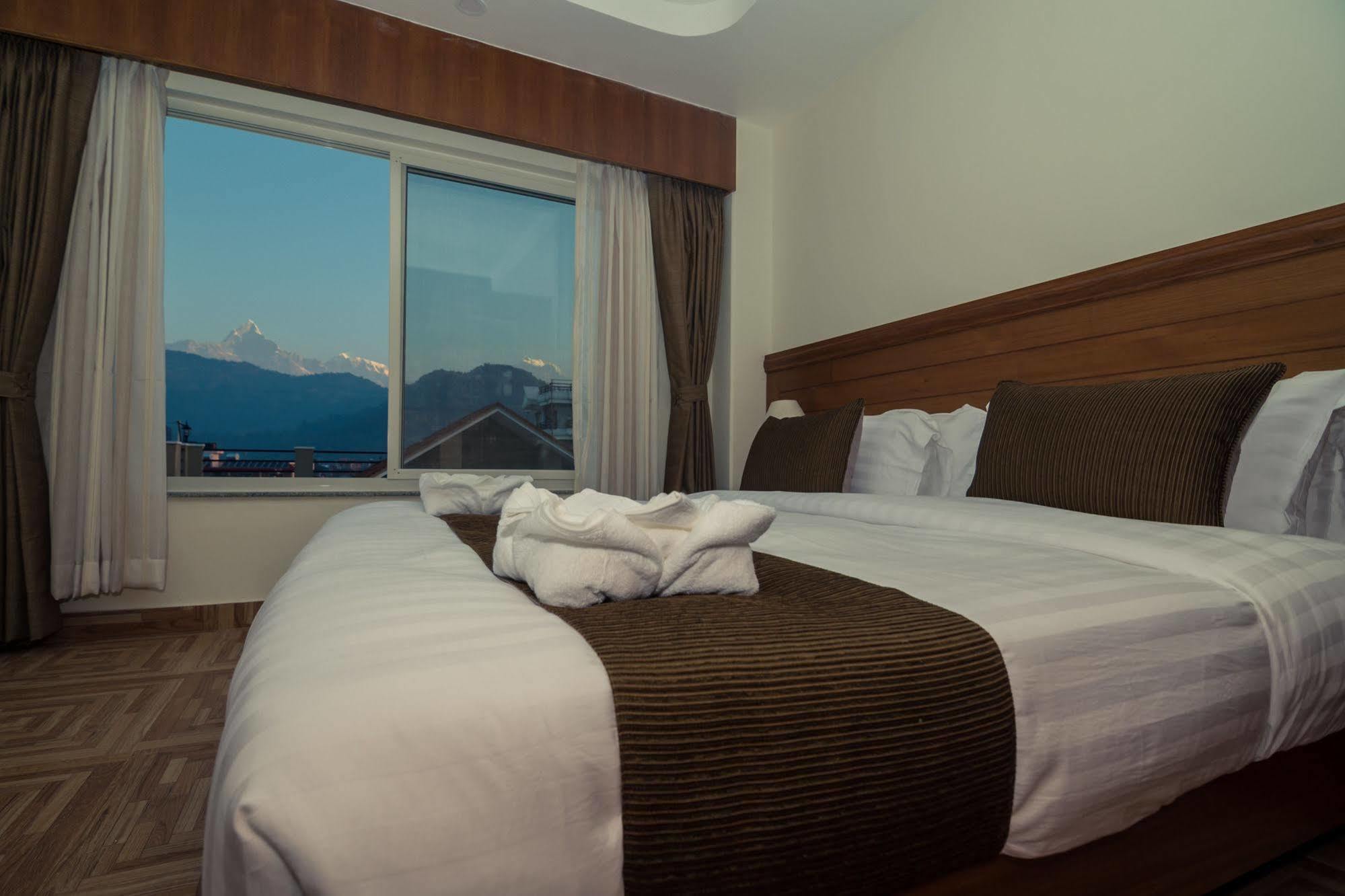 Hotel Mountain View - Lakeside Покхара Екстер'єр фото
